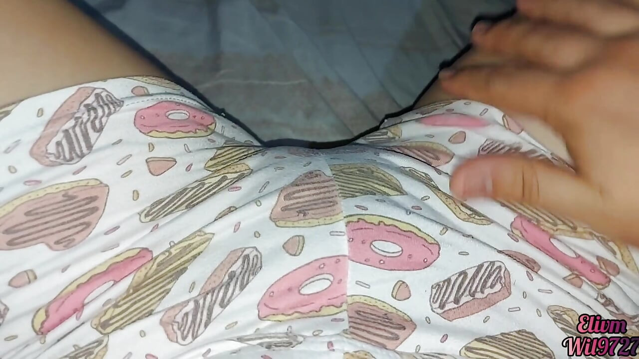 My girlfriend visits me and lets me record her hairy pussy