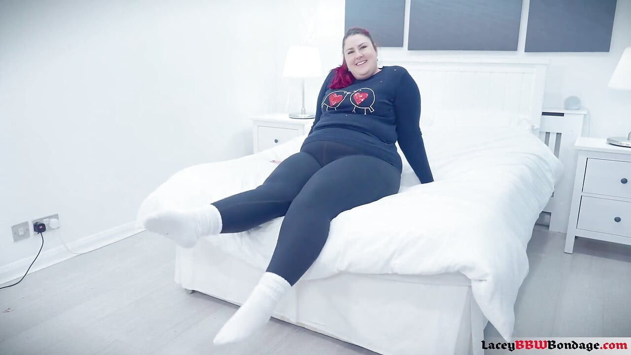 Lacey's Snuggly Night in: Bondage and Pleasure
