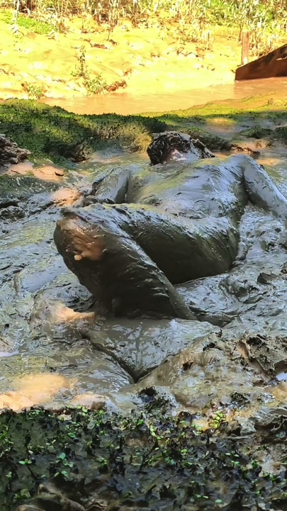 MUD SUBMISSION | Clip 2