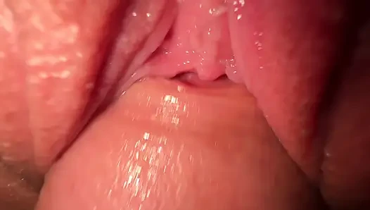Ngentot memek sempit saudara tiri
