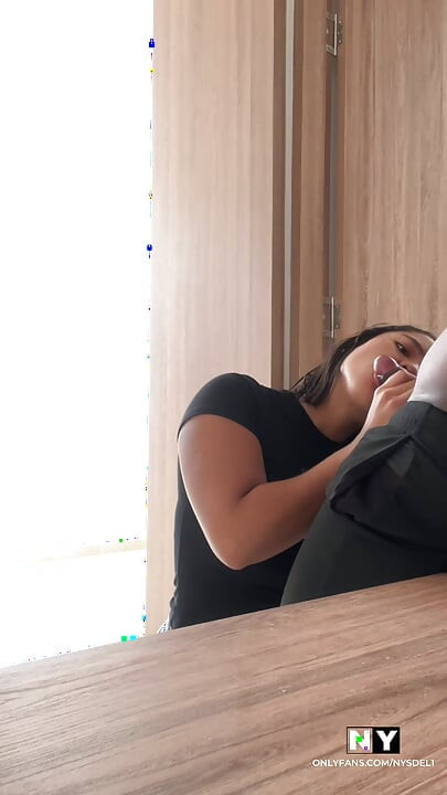 Le doy sexo oral al novio de mi mejor amigo en secreto - pareja amateur - nysdel