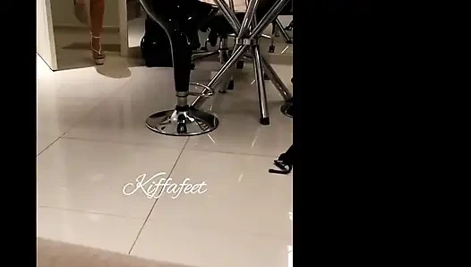 Kiffa Enters the Room