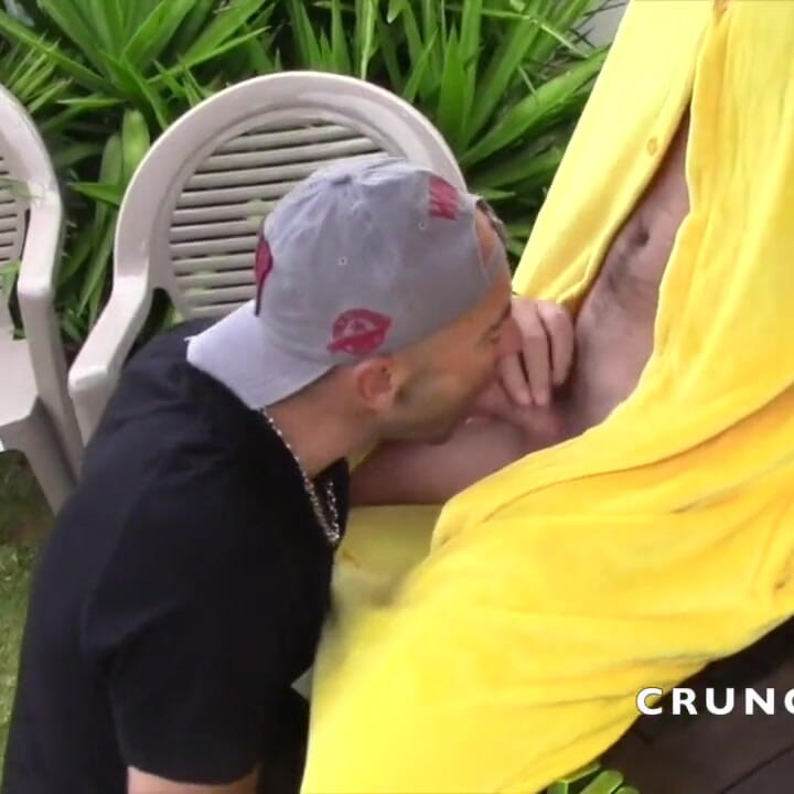 exhib庭の生ハメのパロディ