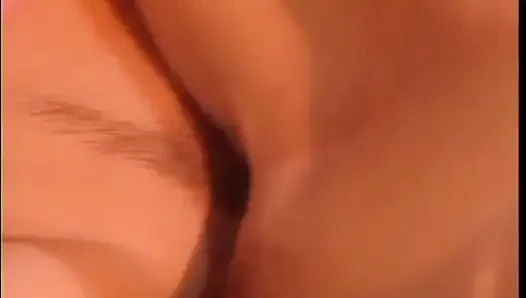 Tiga gadis lesbian mesum sedang mencari orgasme!