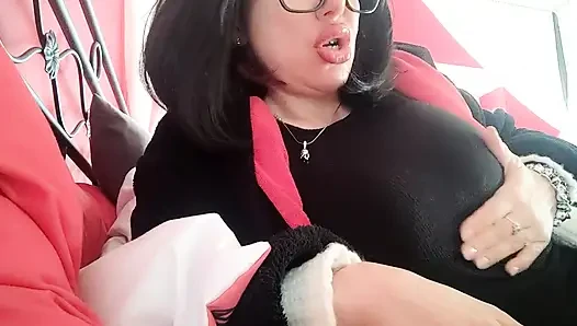 what great roars from that beautiful mouth!