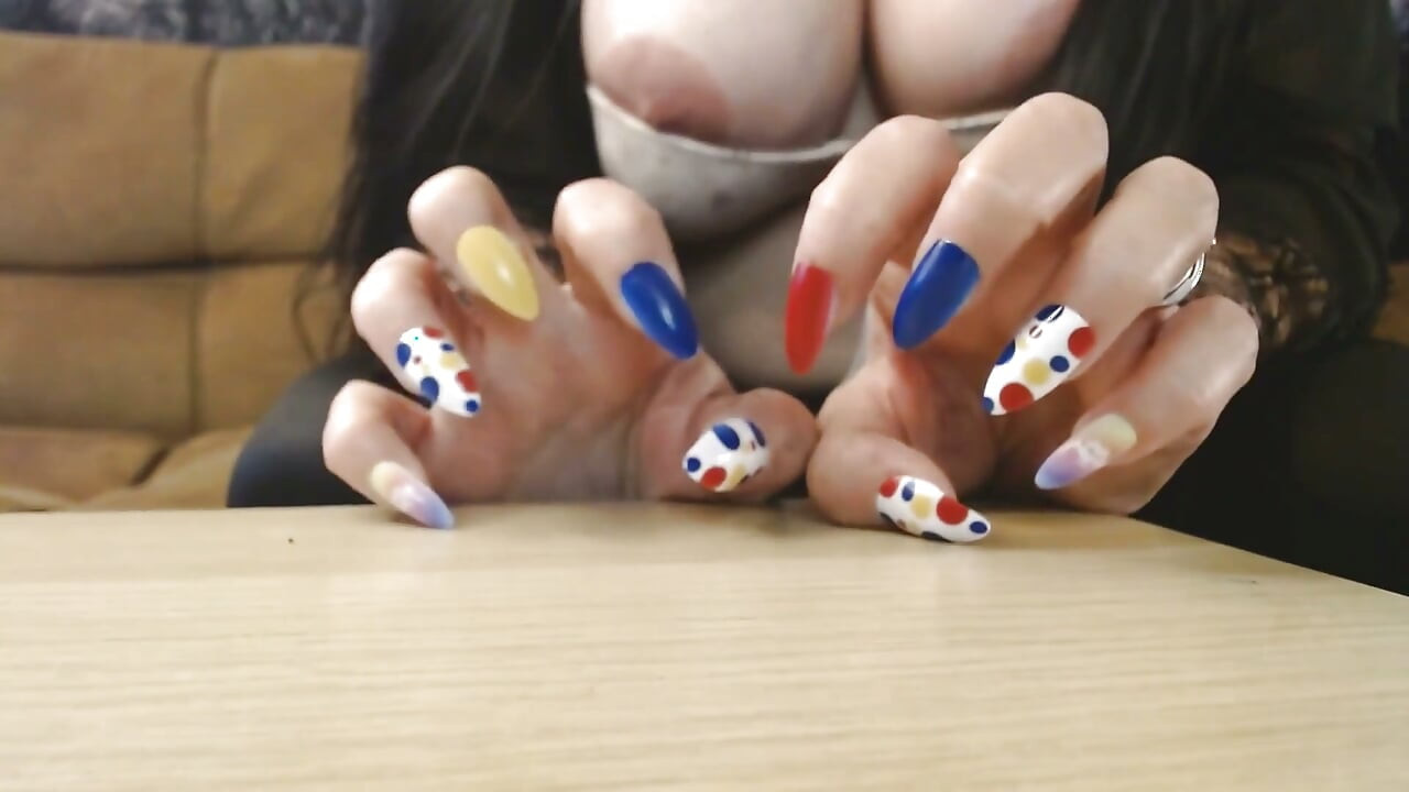 Charms Blow Pop Fingernails Lovind cleme