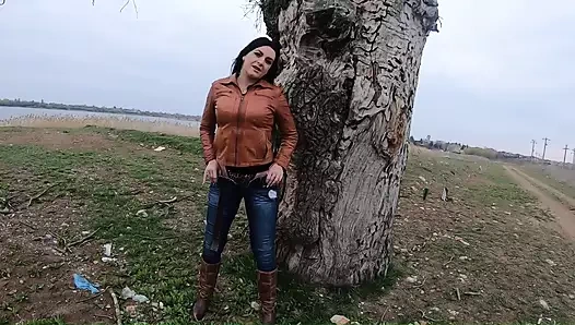 Милфа Калла в видео