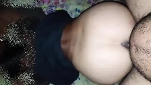 Abang tiri ngentot memek adik tirinya sendiri