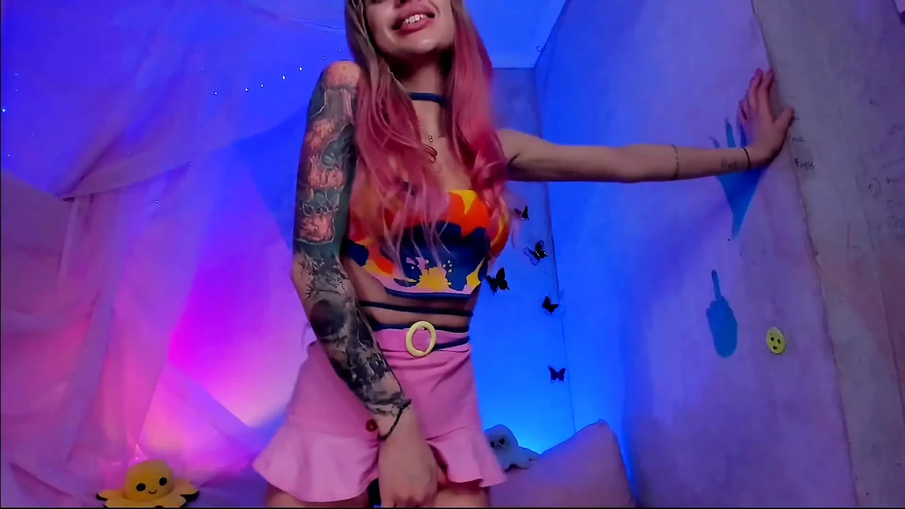 LickLizzy video