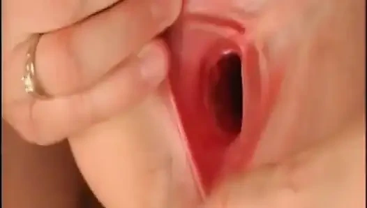 Отчаянные возбужденные пизды - готовы получить крах