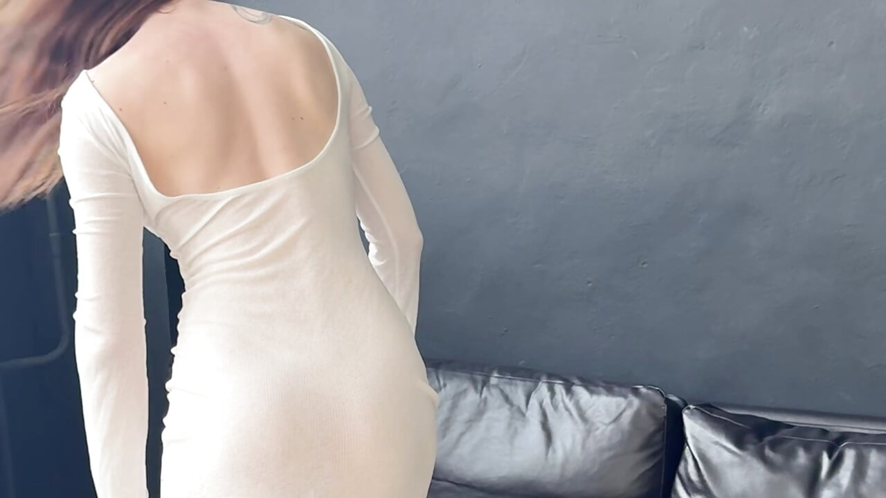 Sexy rengjøringsdame gjennomsiktig kjole