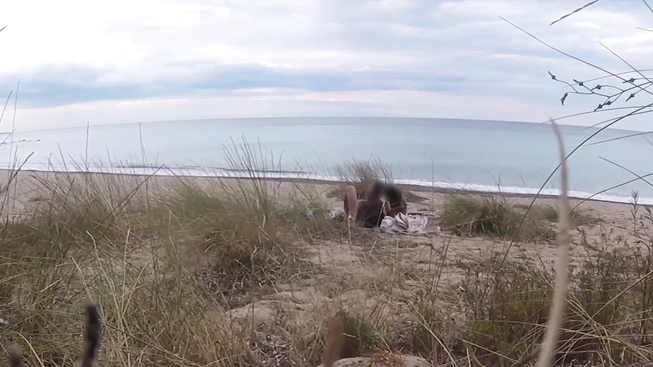 French Teacher Slut Blowjob Amateur on Nude Beach Front Stranger with Cumshot – Misscreamy