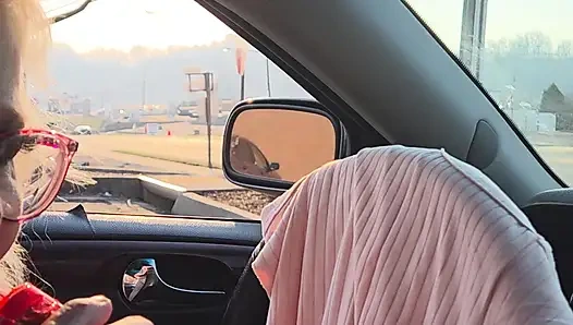 Halkın içinde senin için yanan tities