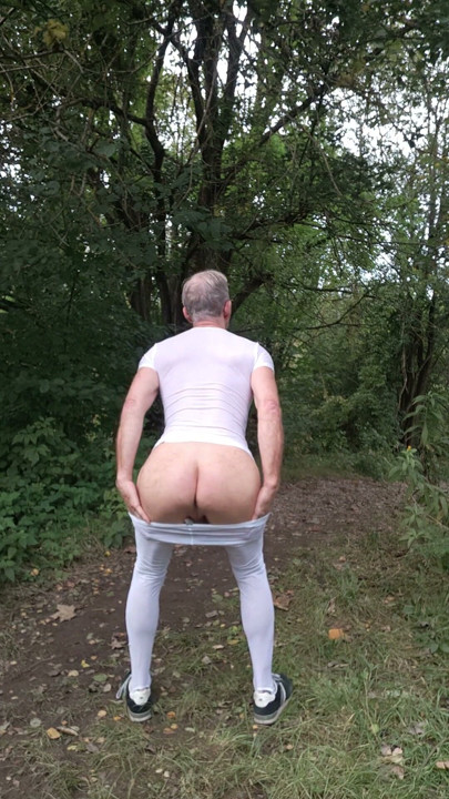 Stripping naked the ass | Clip 1