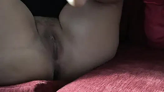 Cheating wife lets me fuck her old pussy without protection