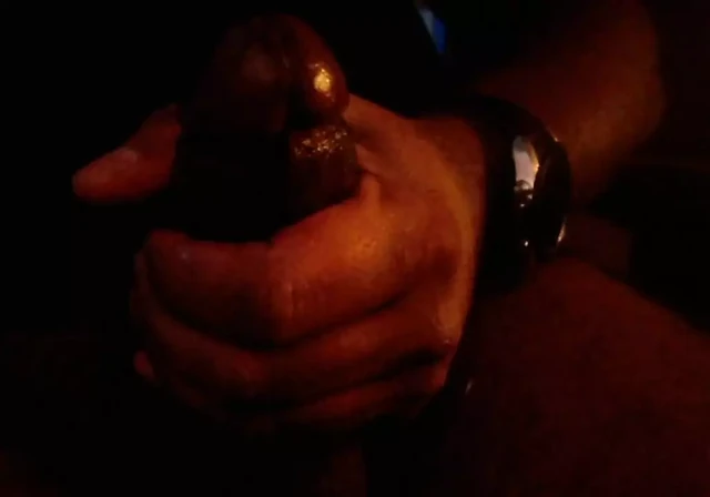 Jerking off to porn again