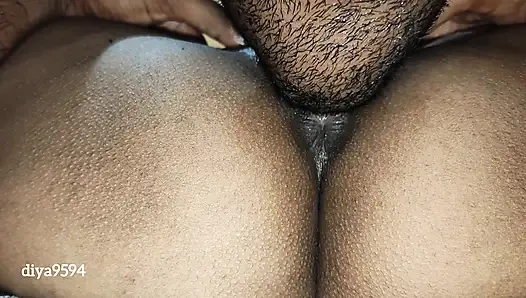 Mallu Asyalı desi thamil amcığı buzla yedi