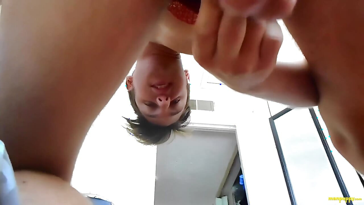 Mučen od strane divovskog frajera jer mu je prekinuo trening