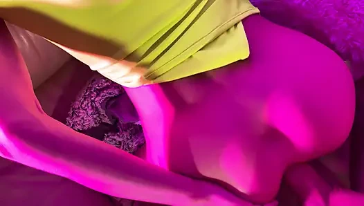 Горячий и грубый анальный секс с великолепной шаловливой подругой в видео от первого лица - Mia Bandini