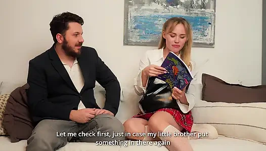 Schulmädigen kam für englischunterricht, bekam aber stattdessen anal trainiert