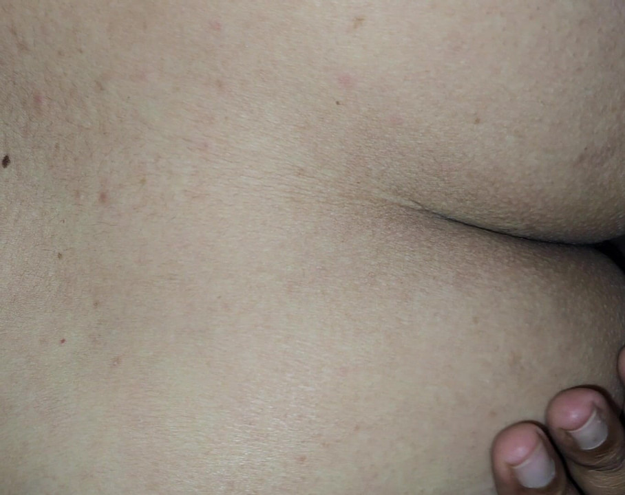 Velika guza indijske bhabhi jebana od strane devara, ogromna guza desi bhabhi