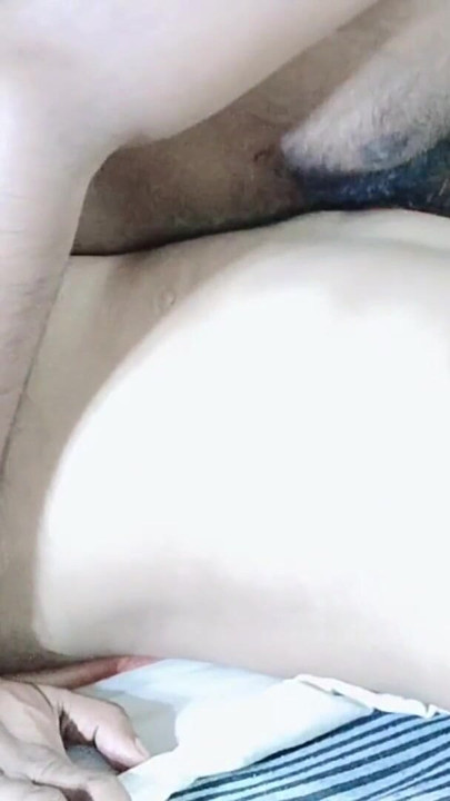 Hintli ateşli çiftlerde ilk kez eski kız arkadaşımı domaltarak sikiyorum | Klip 1