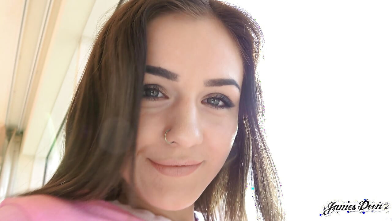 James Deen welcomes naive teen Rosalyn Sphinx to the adult industry