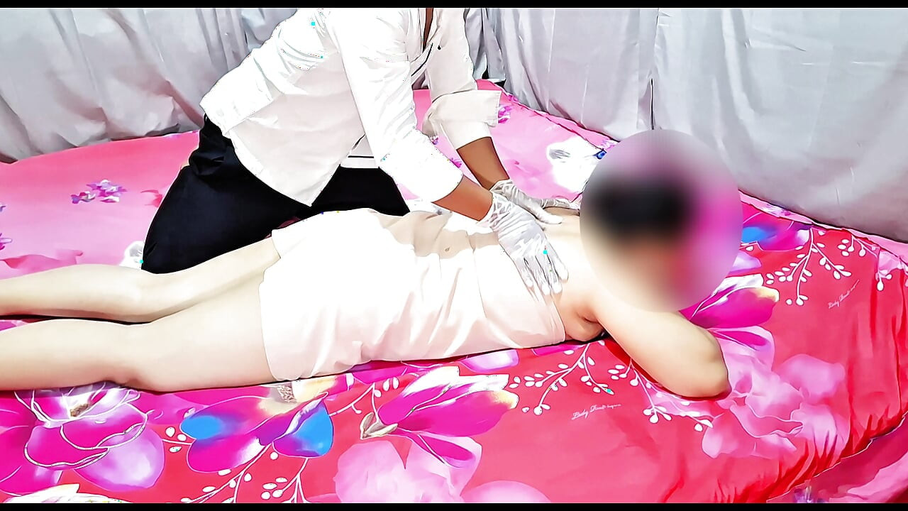 Obscene Doctor Specialist Relaxing Massage and Sange Female Pussy Massage