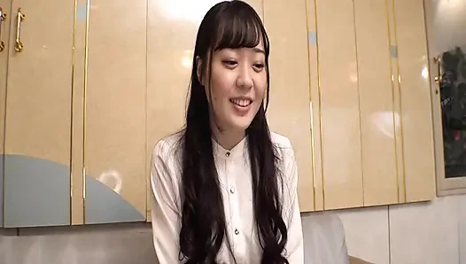 P122G04 Pick up an older sister with a neat and quiet atmosphere and go to the hotel! In fact, a girl with a strong libido who is expecting a naughty development