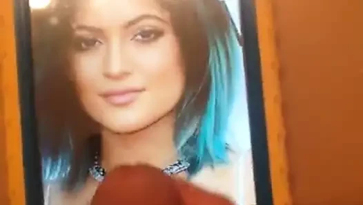 Kylie jenner beni kurtarıyor