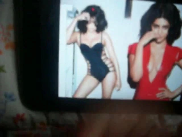 Cum tribute to shruti hassan