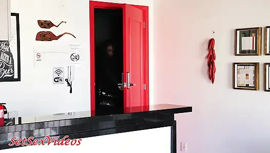 Paola Gurgel ve Yago Ribeiro seks arıyor. Bölüm 1-2