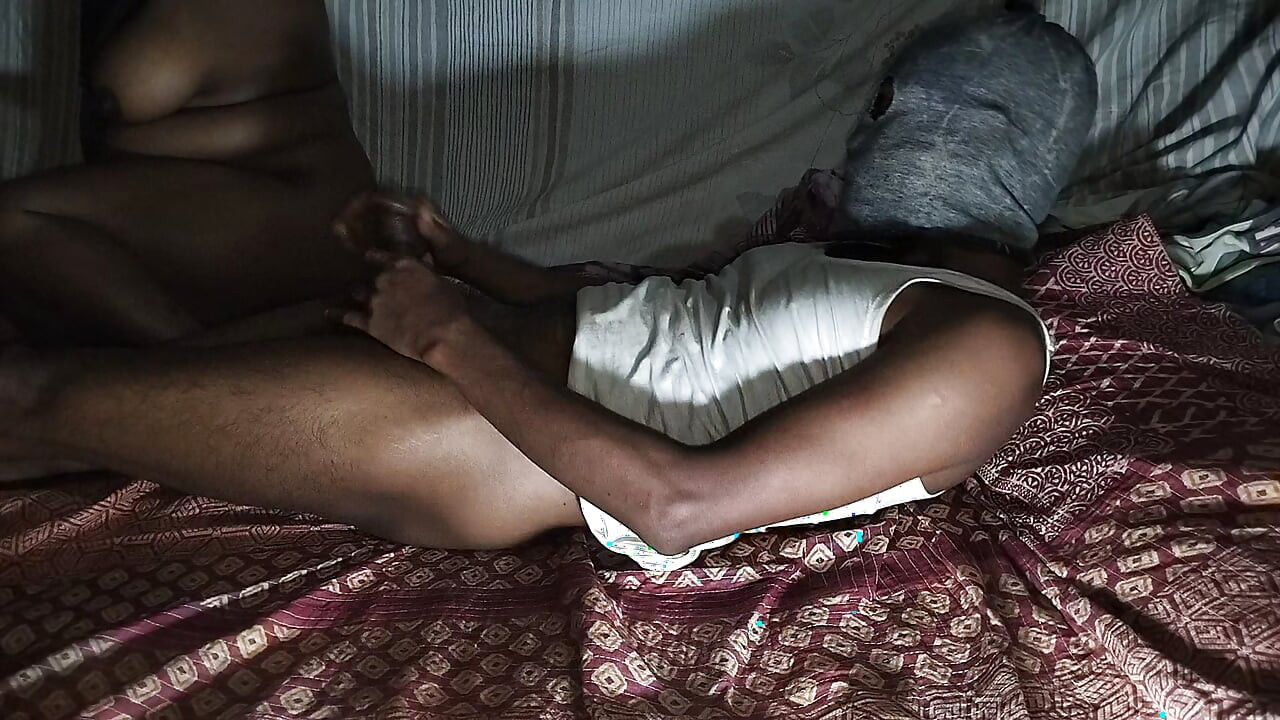 Husband and wife full Hard core sex video.Enjoy sex time