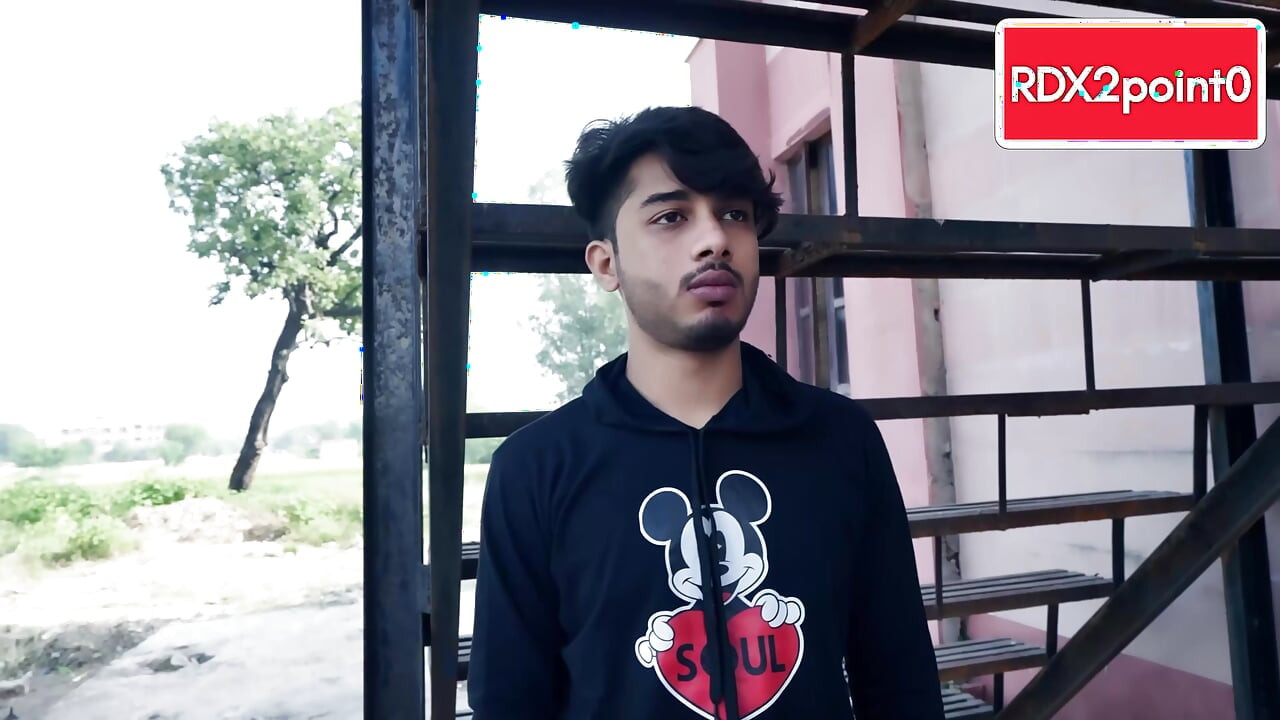 Girlfriend called her boyfriend to meet him for the last timeGirlfriend called her boyfriend to meet him for the last time