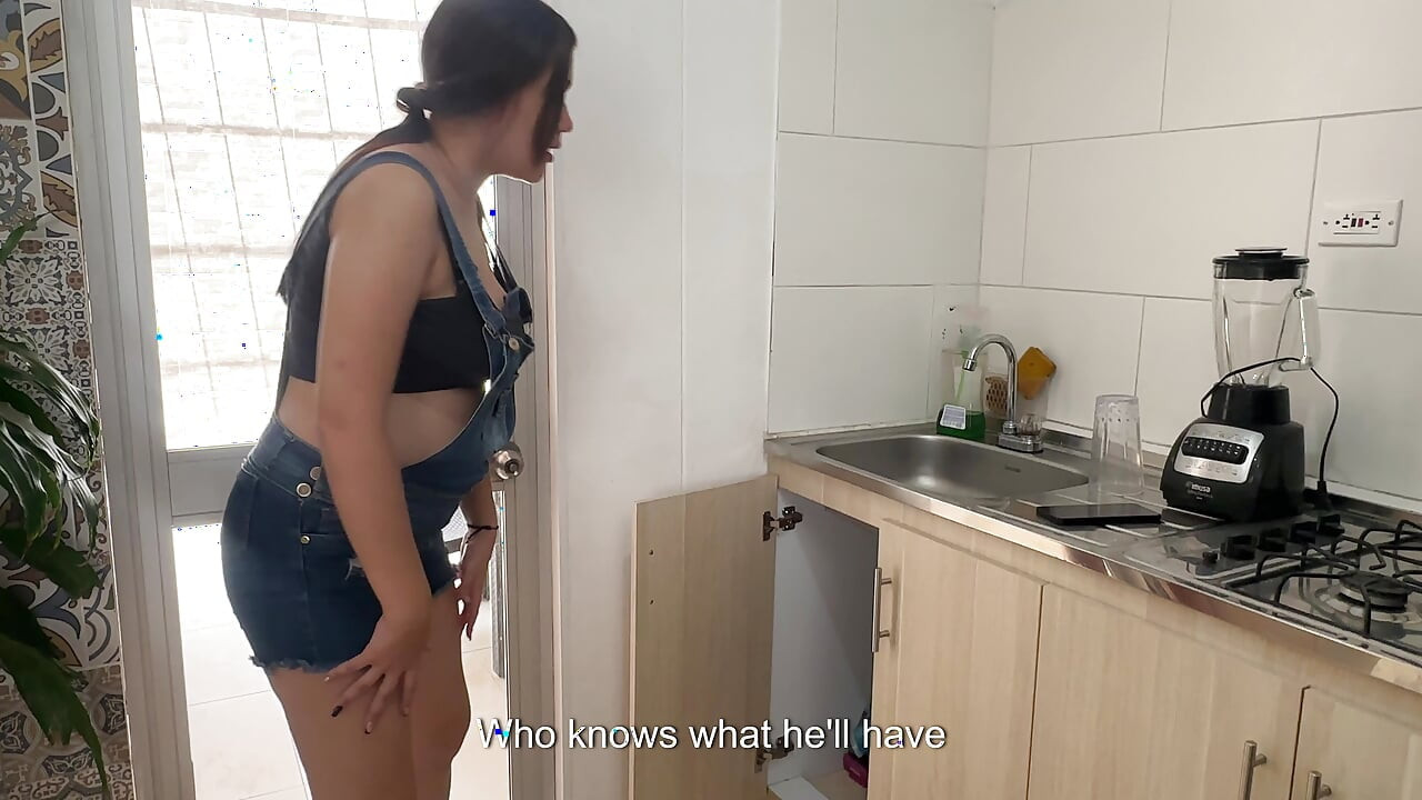 A Fun Game Ends in a Hard Fuck Between the Little Dwarf Vergon and His Pregnant Stepsister