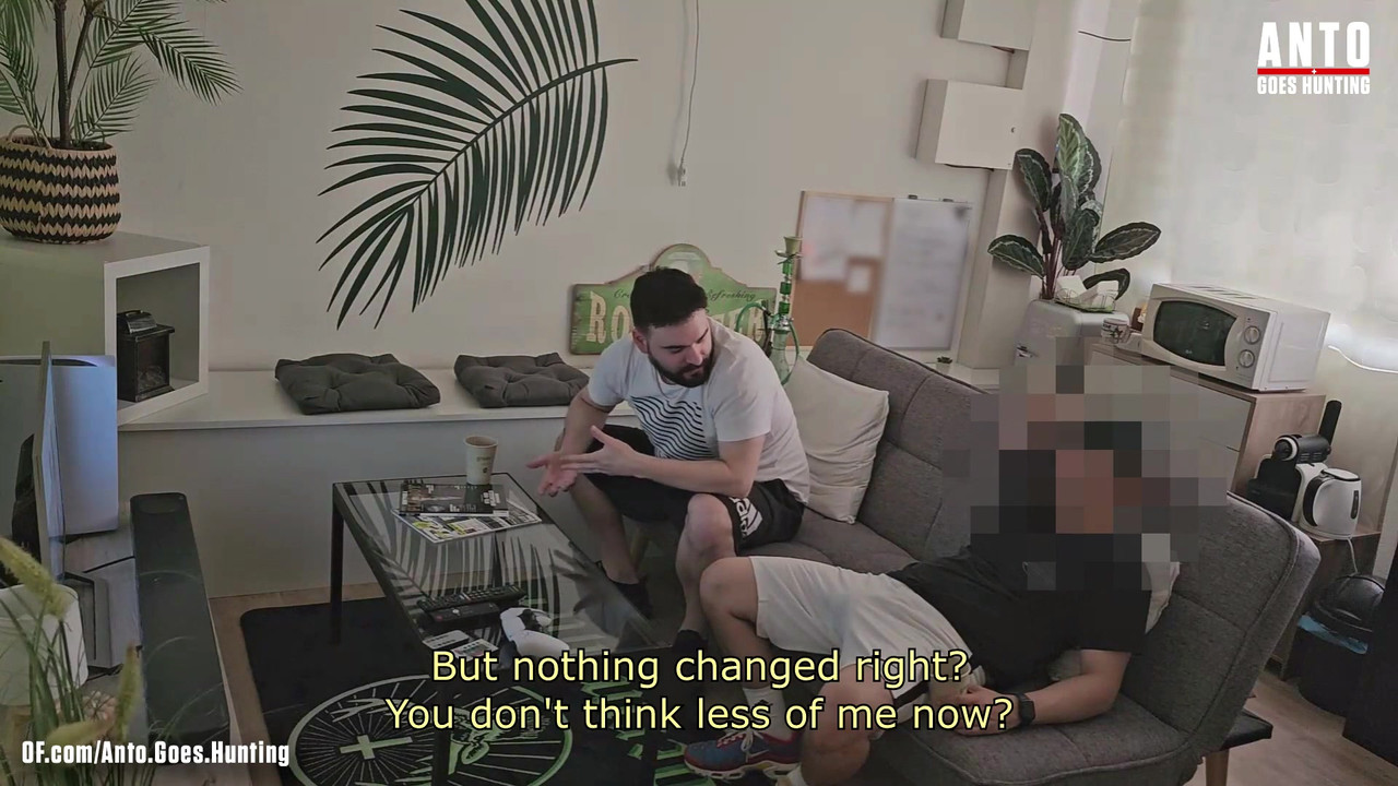 我的直男朋友“chris”（他以前发现我在撸管）上一次问我，并给我惊喜