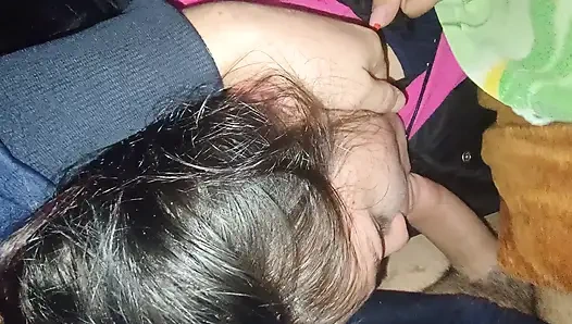 Ich, Eine Kranke Frau, Bekomme Sperma, Um Gesund Zu Werden