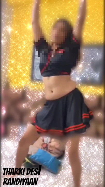 THARKI DESI RANDIYAN - EPISODE 02 : INDIAN SLUT PRIYA SHARMA CRAZY TEASE SHOW | Clip 1