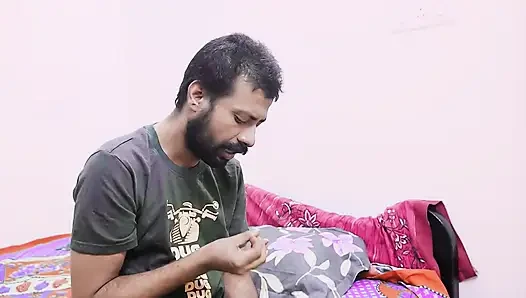 Seksi çift birbirlerini sikiyor ve anlarının tadını çıkarıyor