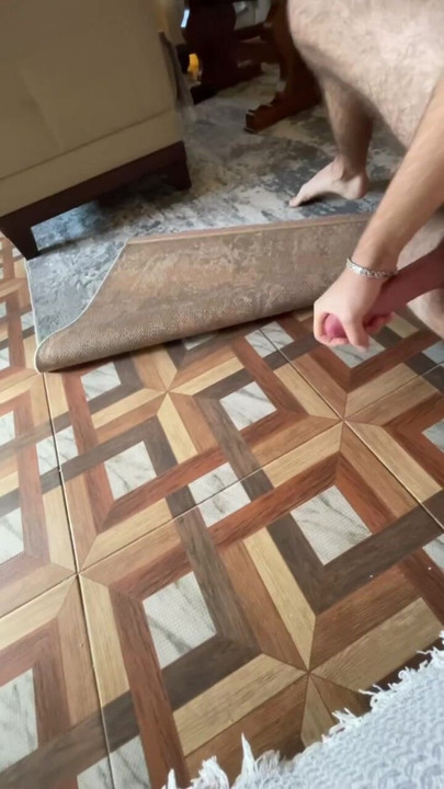 1 クヴィリス・ナグロヴェビ