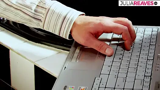 Horny slut spreads legs as she gets fucked to a tits cumshot