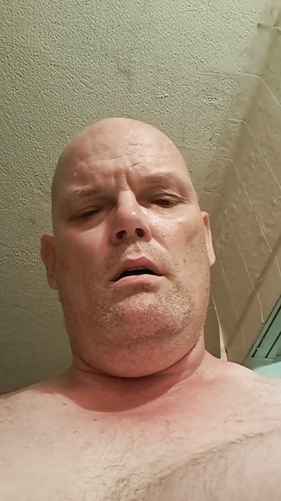 Who Feels Like a Basement Fuck with the Slut