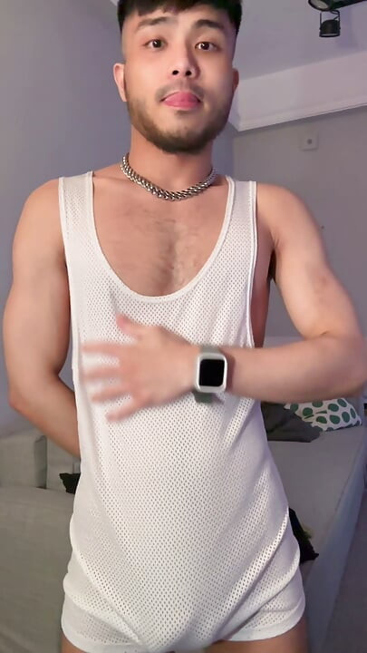 Asian boy Fit-in time