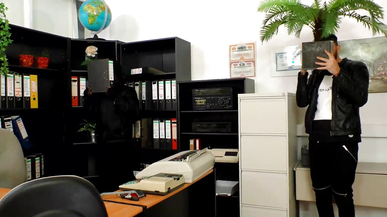 Deep sex in the office