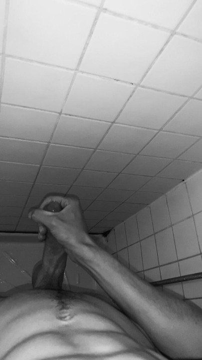 Ejaculation under hot 🥵 water