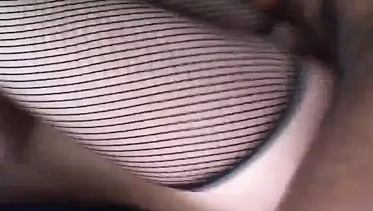 Blondes hottie nimmt riesigen BBC tief in dampfende session