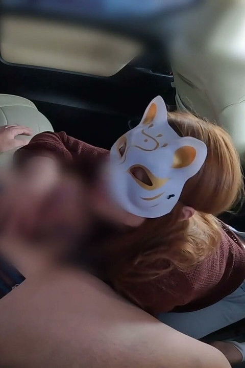 سکس در ماشین برهنه کنار شوهر