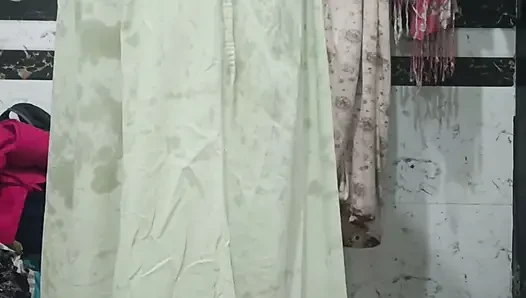 Priya bhabi heißes videoshooting