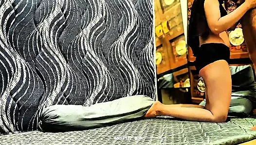 Gadis melayu amatir india umur 18 tahun yang aku entot pakai jilbabnya
