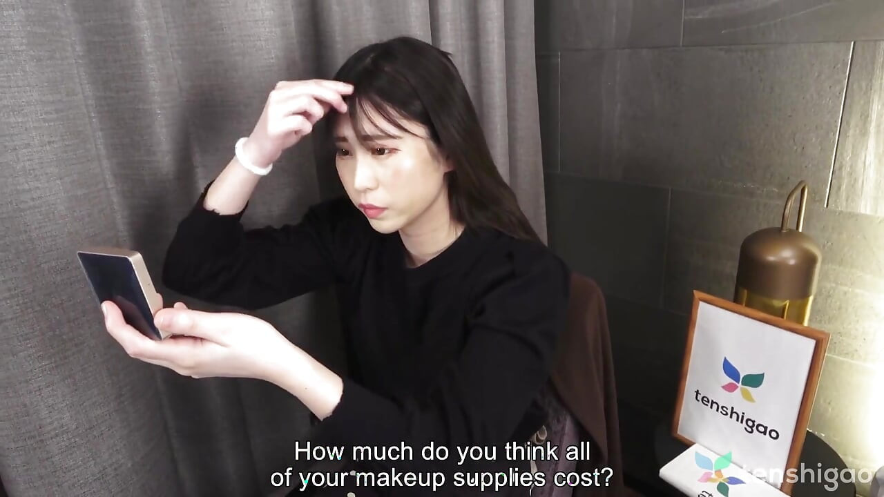 히토미 칸자키 백스테이지